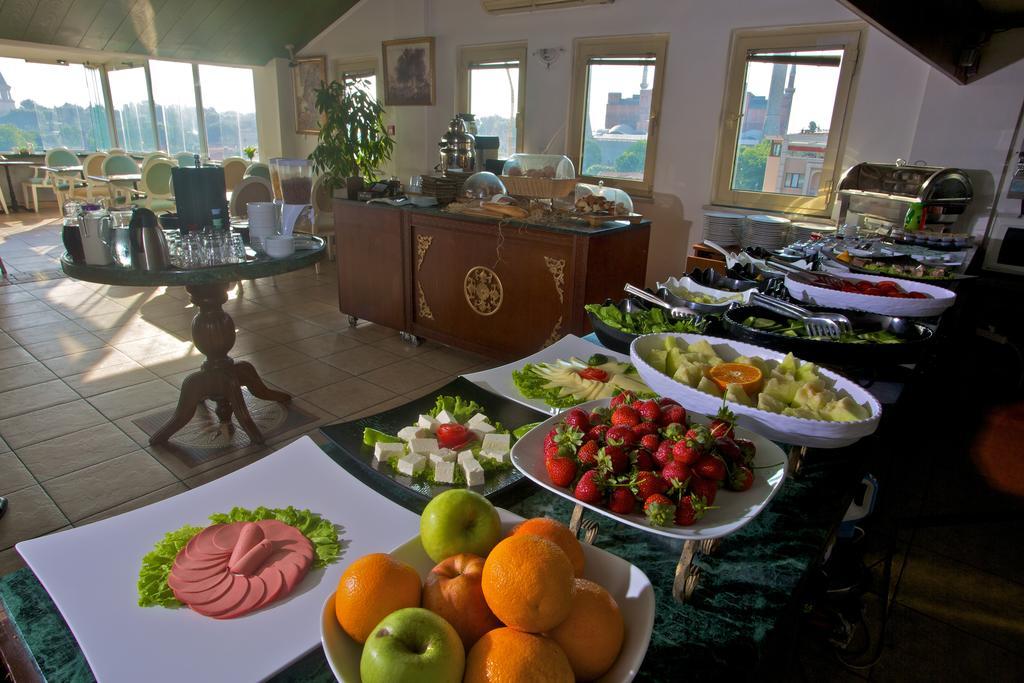 The Istanbul Hotel ภายนอก รูปภาพ