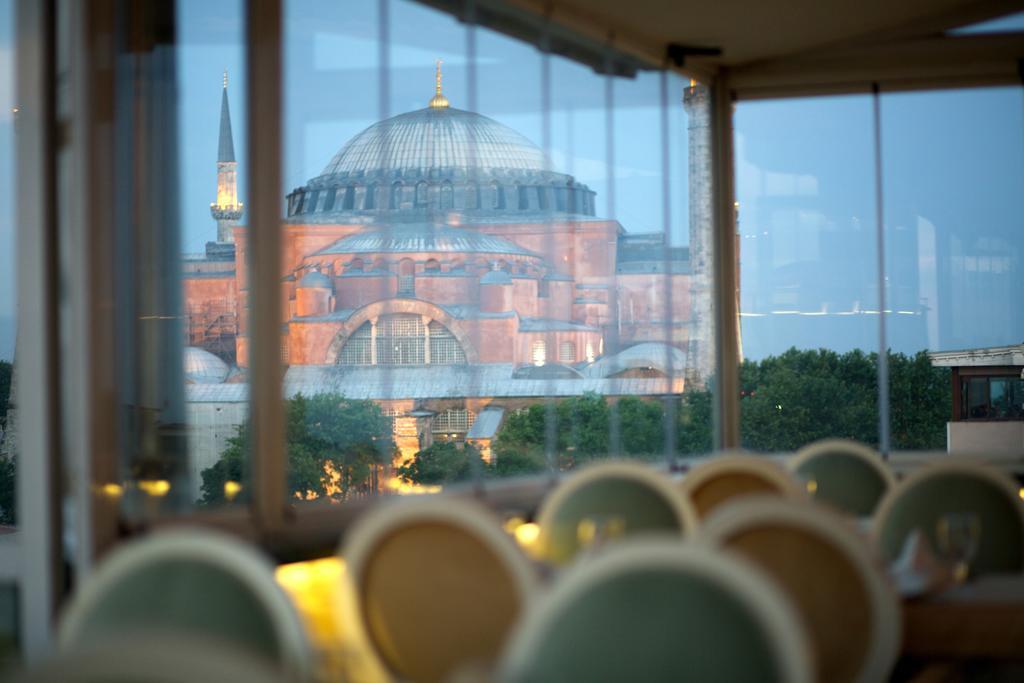 The Istanbul Hotel ภายนอก รูปภาพ