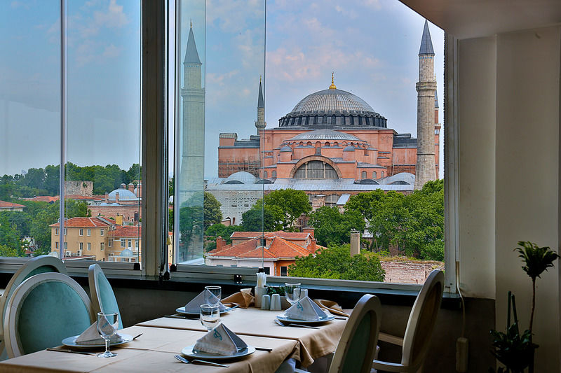 The Istanbul Hotel ภายนอก รูปภาพ